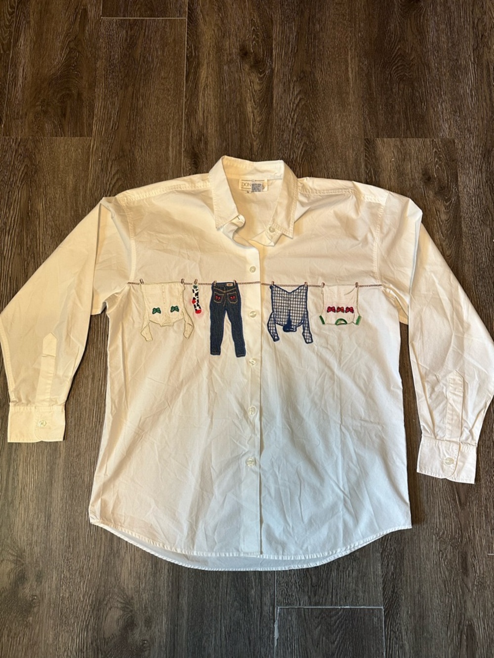Vintage Doncaster Embroidered Clothesline Button-Up White Shirt